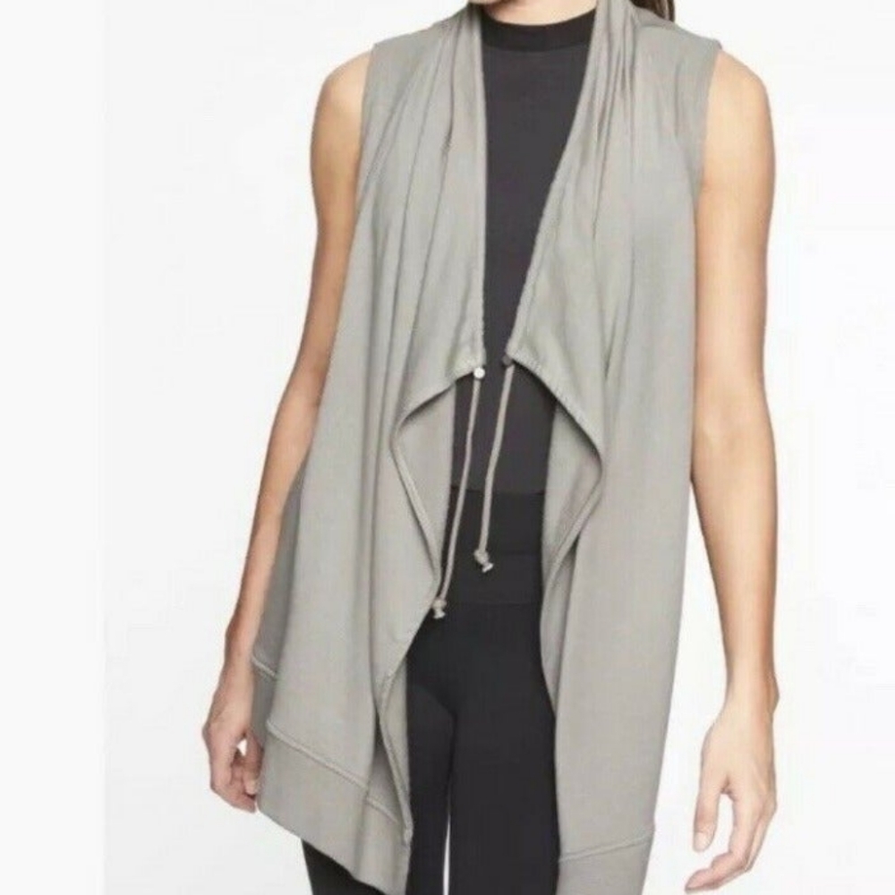 LAST CHANCE! Athleta Mindset Vest